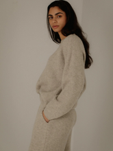 Load image into Gallery viewer, Jude Alpaca Crew - Sea Salt
