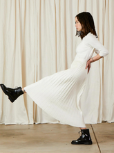 Load image into Gallery viewer, Cotton/Wool Pleated Midi Skirt - Bone