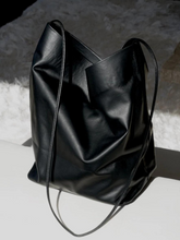 Load image into Gallery viewer, Single Strap Tall Crossbody - Black