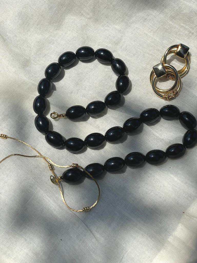 Vintage Necklace - Black Beads