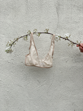Load image into Gallery viewer, Ikebana Bra - Ecru