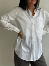 Load image into Gallery viewer, White Cotton Button Down