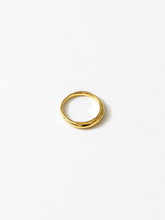 Load image into Gallery viewer, Emeile Ring - Gold