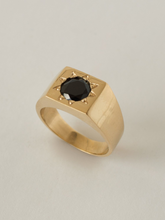 Load image into Gallery viewer, Townes Signet Ring - Gold