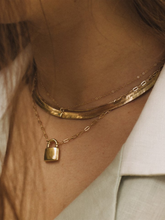Load image into Gallery viewer, Bonnie Chain in Gold
