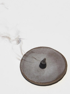 Black Pepper & Cedarwood Incense Cones